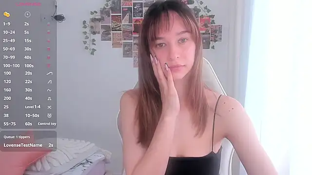  Alissaa online show from April 13, 8:40 am