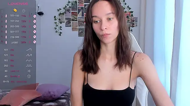  Alissaa online show from October 3, 1:01 pm