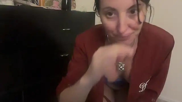 NurseStephania online show from November 1, 5:25 am