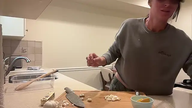 NurseStephania online show from September 27, 9:54 pm