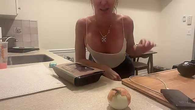 NurseStephania online show from October 7, 11:39 pm