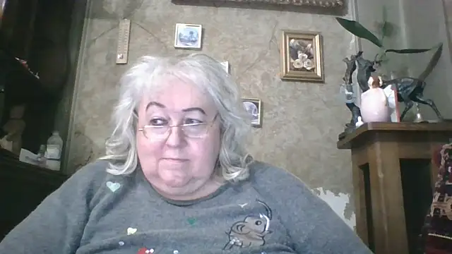 Lala-Love56 online show from March 18, 5:47 pm