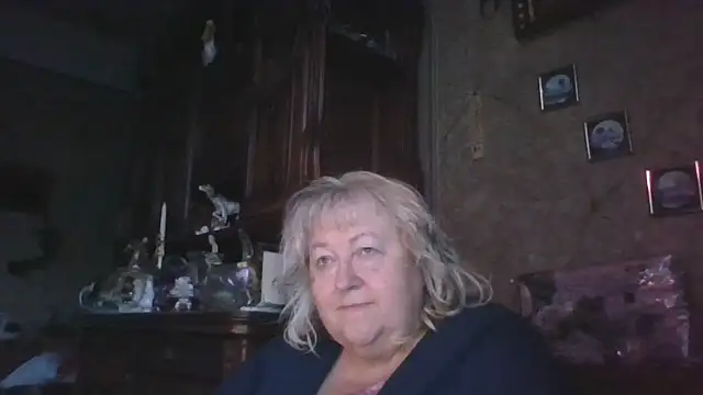 Lala-Love56 online show from October 6, 5:30 am