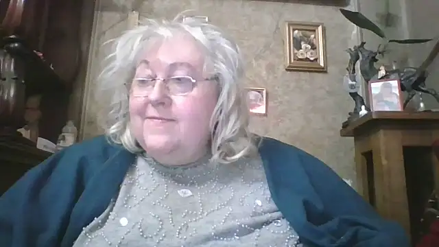 Lala-Love56 online show from March 5, 8:38 pm