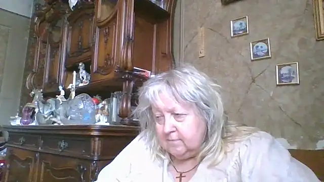 Snapshot of Lala-Love56 chatting on July 4, 7:37 am Lala-Love56 online show from July 4, 7:37 am