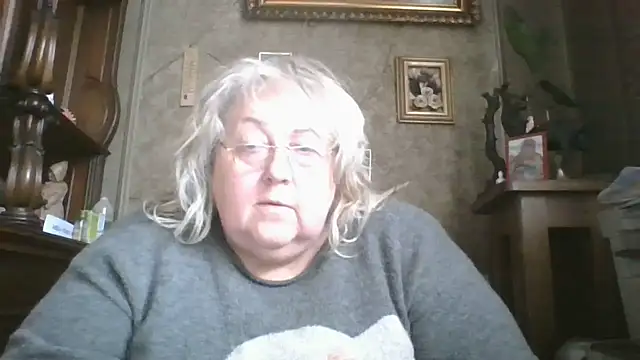 Lala-Love56 online show from November 7, 11:59 am