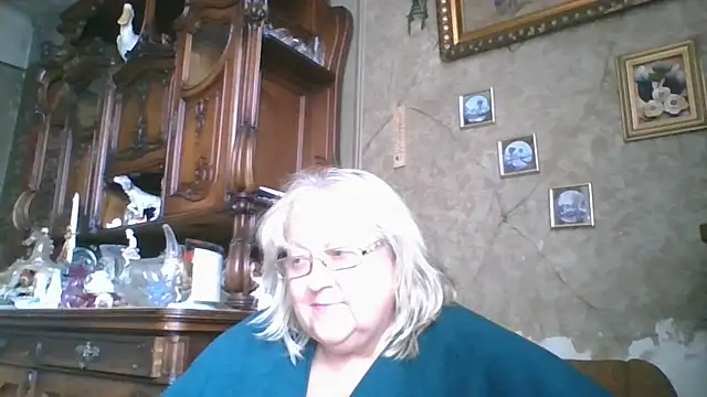 Lala-Love56 online show from September 12, 9:53 am