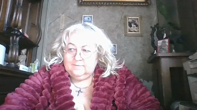 Lala-Love56 online show from November 19, 6:46 am