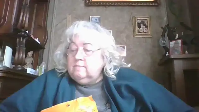 Lala-Love56 online show from December 21, 10:28 am