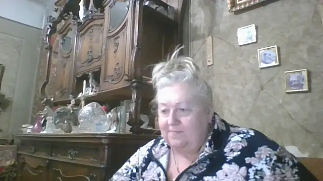 Snapshot of Lala-Love56 chatting on July 9, 7:57 pm Lala-Love56 online show from July 9, 7:57 pm