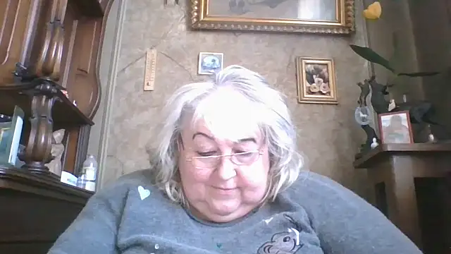 Lala-Love56 online show from March 6, 10:21 am