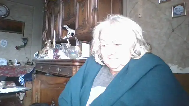 Lala-Love56 online show from October 25, 5:28 am