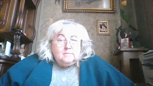 Lala-Love56 online show from November 13, 8:40 am