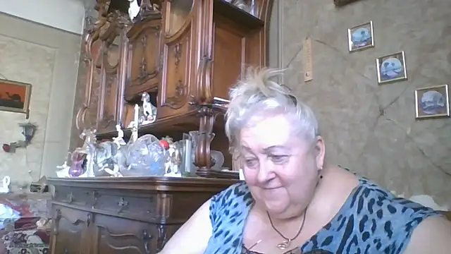 Snapshot of Lala-Love56 chatting on July 16, 2:47 pm Lala-Love56 online show from July 16, 2:47 pm