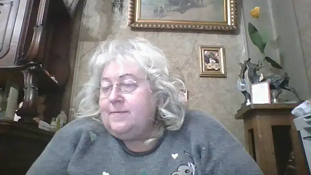 Lala-Love56 online show from December 21, 11:38 pm