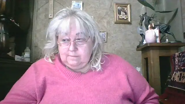 Lala-Love56 online show from April 7, 9:05 pm