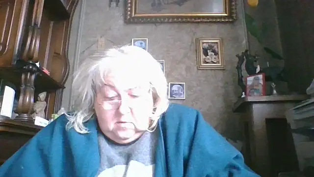 Lala-Love56 online show from October 28, 7:07 am