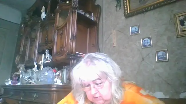 Snapshot of Lala-Love56 chatting on June 23, 3:43 pm Lala-Love56 online show from June 23, 3:43 pm