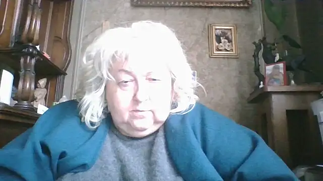 Lala-Love56 online show from November 15, 9:57 am