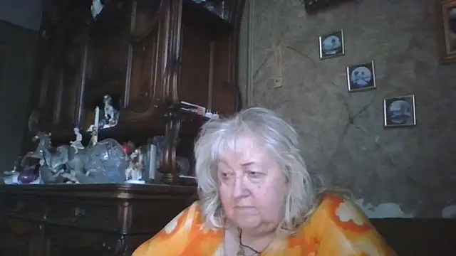 Snapshot of Lala-Love56 chatting on June 17, 5:34 pm Lala-Love56 online show from June 17, 5:34 pm