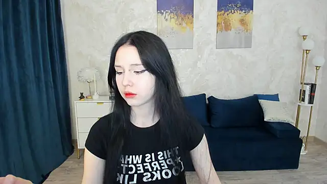VioletHarme online show from April 10, 11:28 am