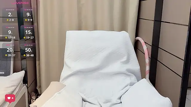 Snapshot of _Ling_Ling chatting on November 15, 12:09 pm Ling Ling online show from November 15, 12:09 pm