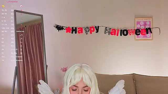 OliviaKis  online show from October 26, 7:31 am