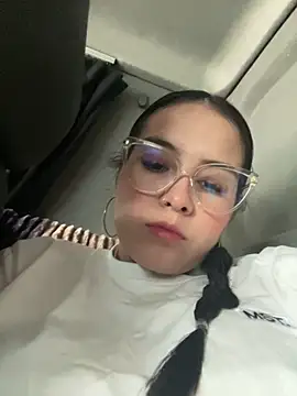 amberbakee online show from November 11, 1:28 pm