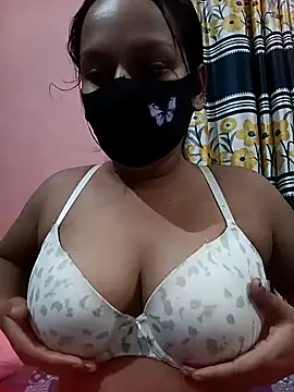 Snapshot of Samiya3344 chatting on September 28, 3:41 pm Samiya3344 online show from September 28, 3:41 pm