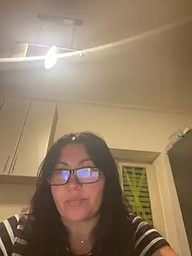 Snapshot of Vilvet777 chatting on September 29, 10:15 pm Vilvet777 online show from September 29, 10:15 pm