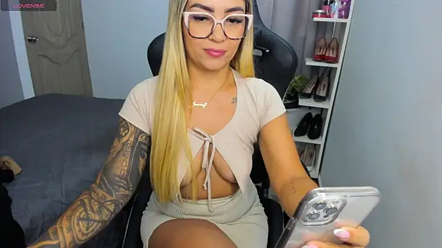 NicolPorto online show from September 23, 12:23 pm