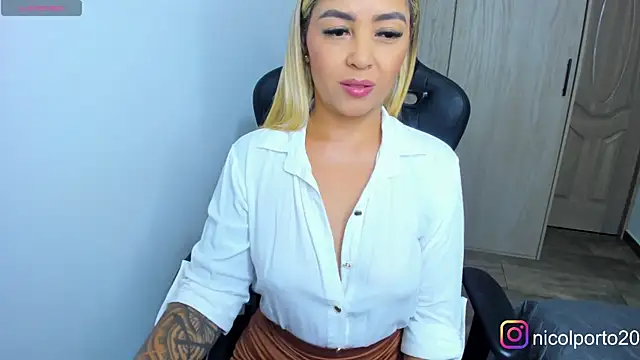 NicolPorto online show from November 14, 11:58 am