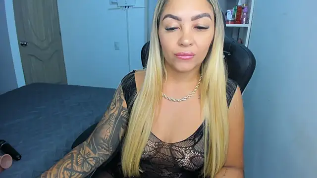 NicolPorto online show from September 15, 11:32 am