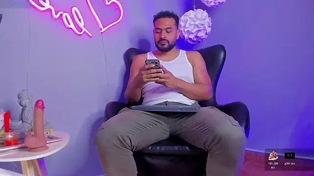 Gael Meneses online show from December 2, 12:07 pm