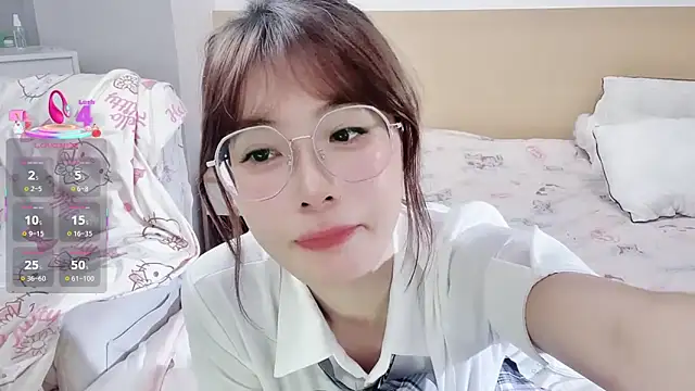 Snapshot of yuanbao_a chatting on October 2, 12:30 pm yuanbao a online show from October 2, 12:30 pm