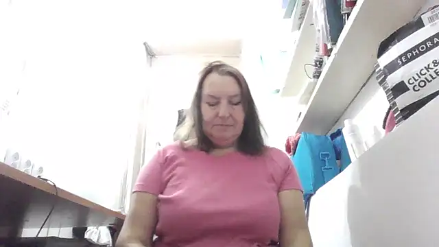 AnnaLive570 online show from December 17, 5:23 am