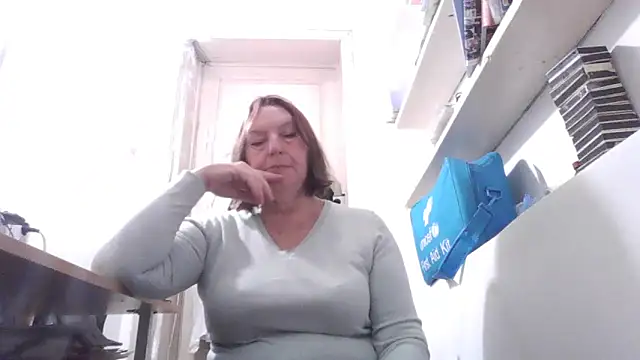 AnnaLive570 online show from April 21, 4:30 am