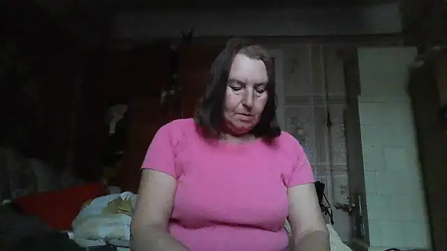 AnnaLive570 online show from November 4, 10:30 am