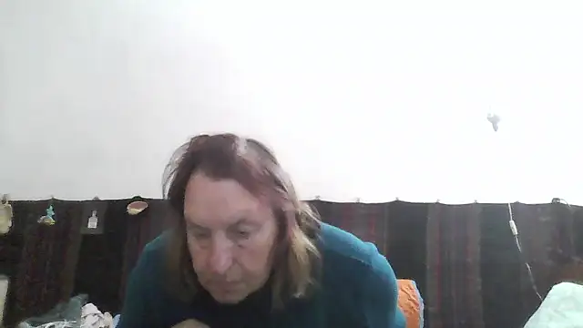 Snapshot of AnnaLive570 chatting on May 6, 4:05 am AnnaLive570 online show from May 6, 4:05 am
