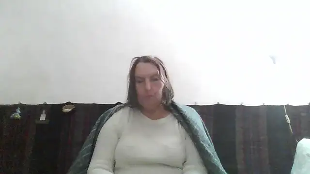 AnnaLive570 online show from April 19, 6:10 pm