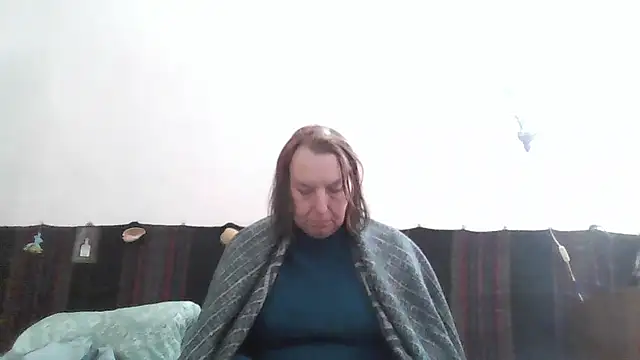 AnnaLive570 online show from April 10, 2:35 pm