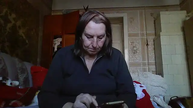 AnnaLive570 online show from October 27, 10:27 am