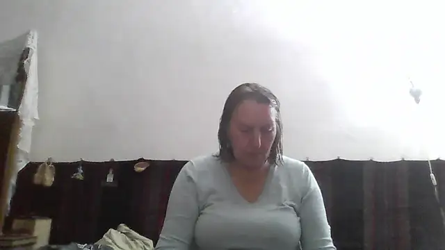Snapshot of AnnaLive570 chatting on May 21, 11:46 pm AnnaLive570 online show from May 21, 11:46 pm