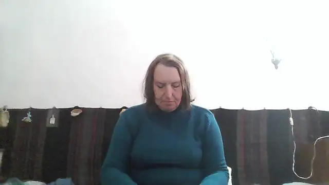 AnnaLive570 online show from April 9, 1:06 pm