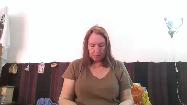 AnnaLive570 online show from March 15, 12:45 pm