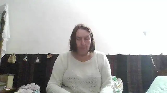 AnnaLive570 online show from April 5, 6:14 pm