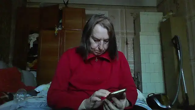 AnnaLive570 online show from October 22, 8:25 am