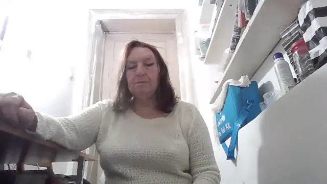 AnnaLive570 online show from March 12, 5:24 am