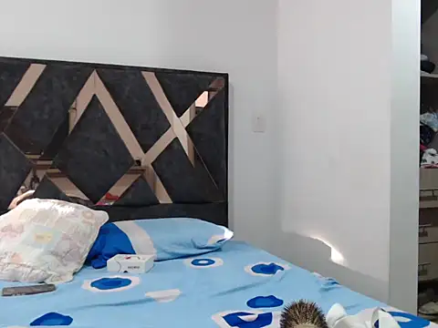 Snapshot of gioryinagril1 chatting on October 27, 10:00 pm gioryinagril1 online show from October 27, 10:00 pm