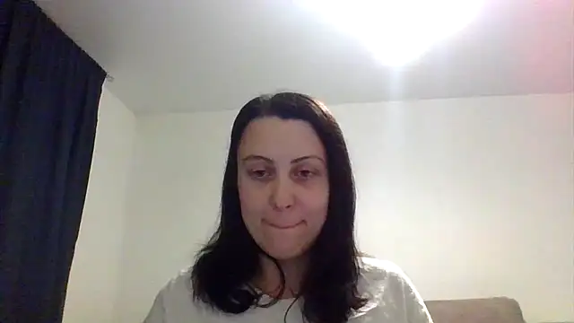 Snapshot of Nyrella chatting on November 24, 7:14 pm Nyrella online show from November 24, 7:14 pm